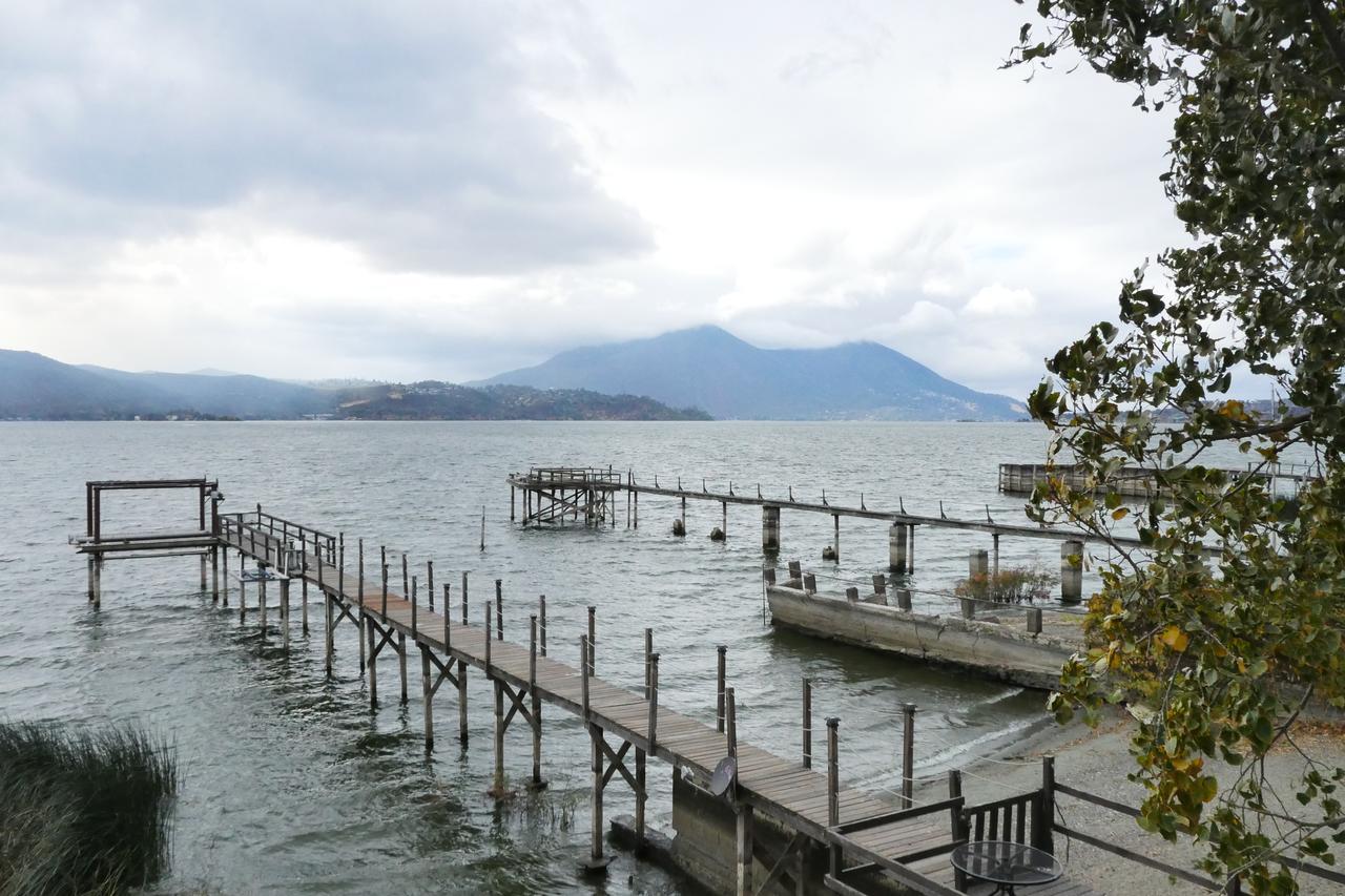 By The Lake Clearlake Exterior foto